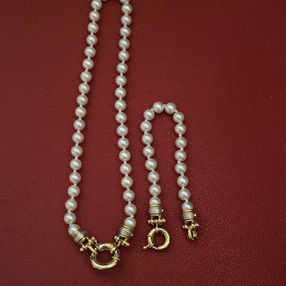 faux pearl necklace & matching bracelet with gold tone clasps set